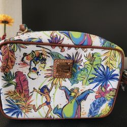 Disney Dooney & Bourke Jungle Book Camera Bag Crossbody Purse Bag Baloo 2022 