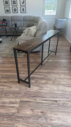 Narrow Table