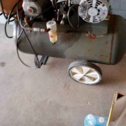 220 Air Compressor 