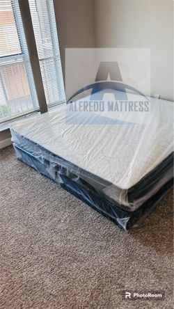 King mattress regular and box spring set (2pc - brand new) 