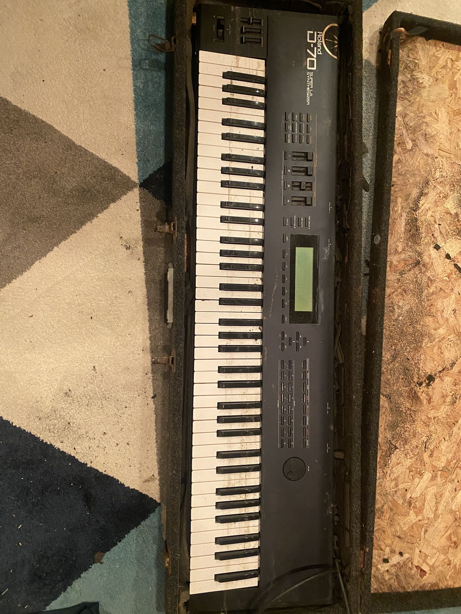 Roland D- 70 Piano