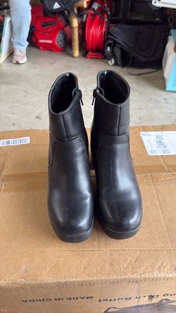 Black Leather Ankle Boots with Side Zip