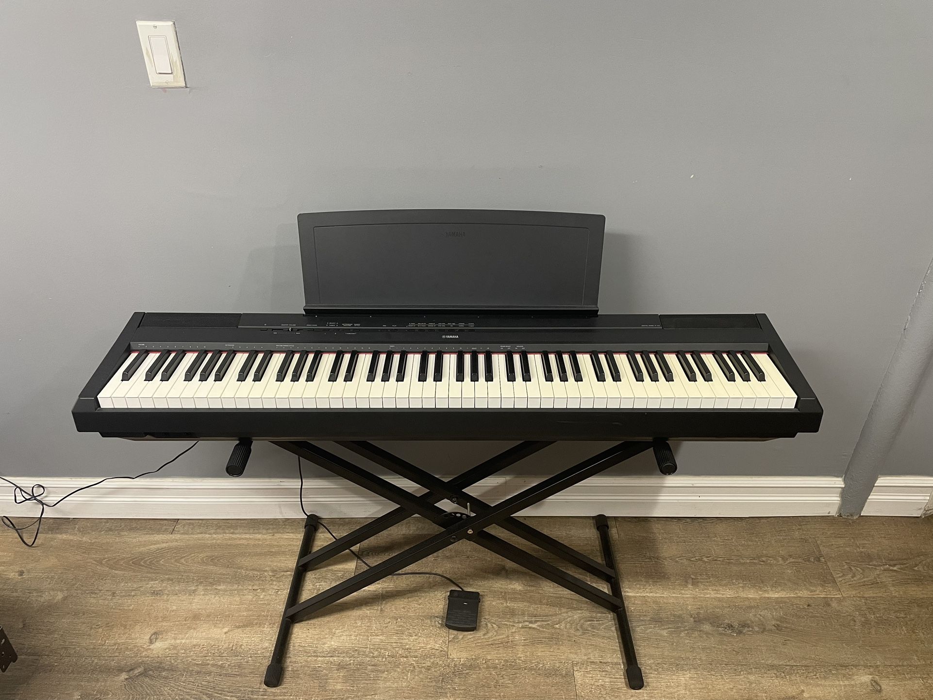 Yamaha Piano P-115