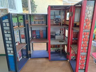 Kid kraft Wooden Police And Firestaion House