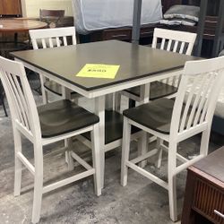 Dining Table & 4 Chairs