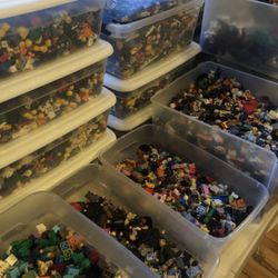 Huge Lot Of Lego Minifigs, Animals, Creatures, And Accessories 