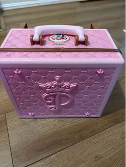 Girls vanity