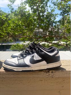Nike Panda Dunks