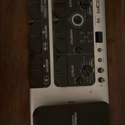 ZOOM V6. Vocal Processor