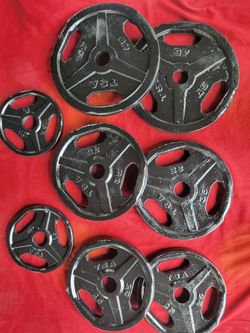 OLYMPIC 2" HOLE.  45s. 35s. 25s. 2-10s. PLATES 230LBs. TOTAL 
11525 S HALSTED DUNKIN DONUTS/7111.S WESTERN WALGREENS 
200$  CASH ONLY AS IS