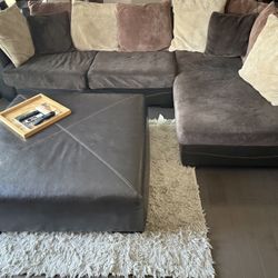 Sectional Couch + Ottoman 