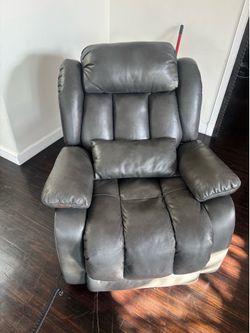MAEVIS Power Recliner Chair