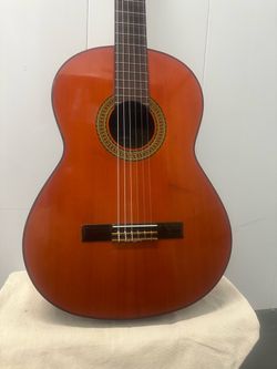 Yamaha Classical Guitar G-120A
