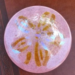 GLASS EYE STUDIO SAND DOLLAR PAPERWEIGHT: Dusty Pink/Gold Accents, 3 1/4", wTag
