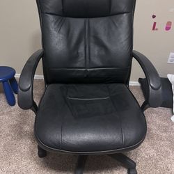 Black Leather Office Chair