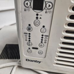 A/C UNIT  good condition 