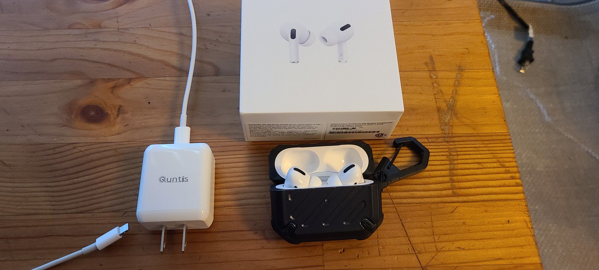 AIRPOD PROS W/18W FAST CHARGER