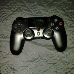 PS4 Controller 