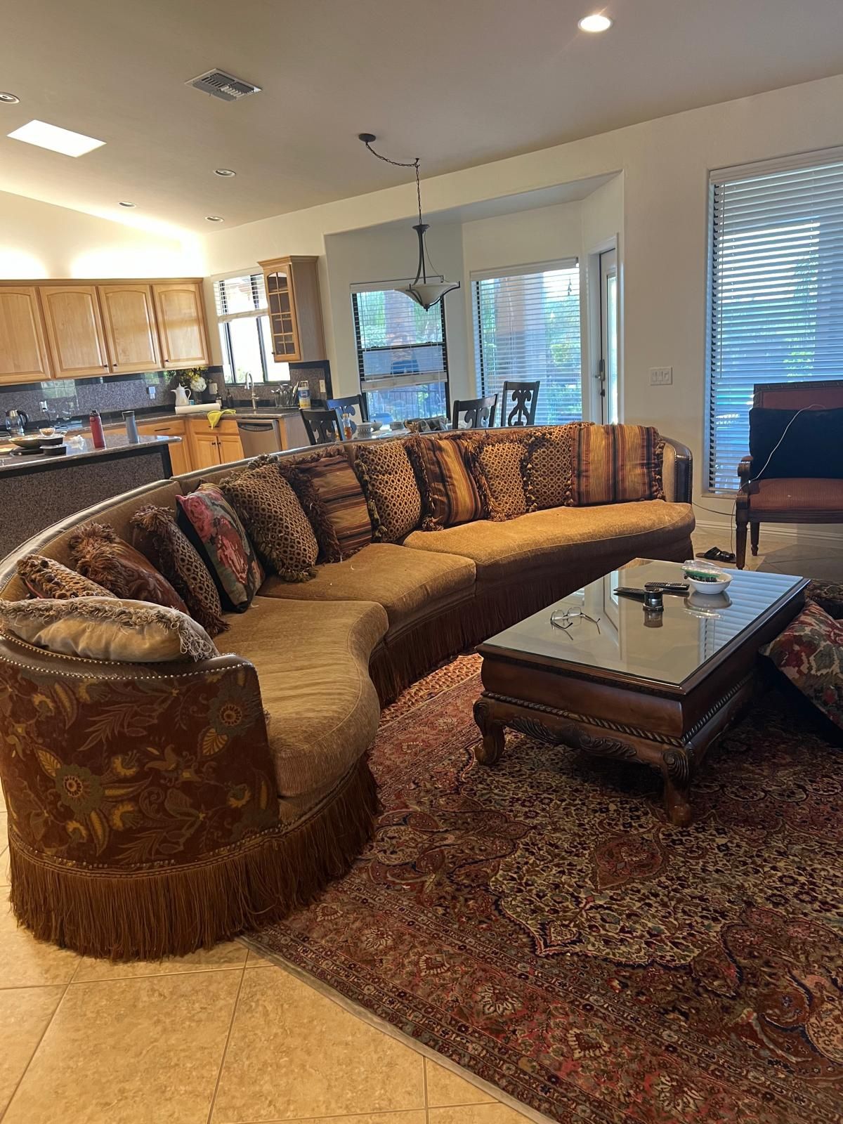 Elegant Curved Sectional Sofa β 15.5 ft Long β $650