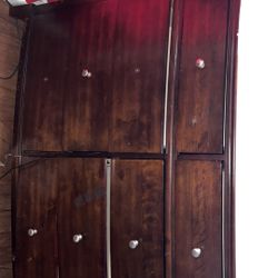 Dresser Brown
