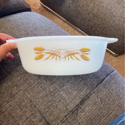 Vintage Fire King Round Casserole 1 1/2 Quart