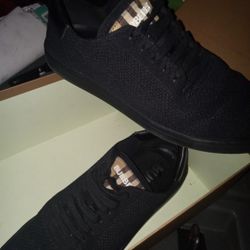 Burberry Shoes 