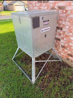 Deer Feeder