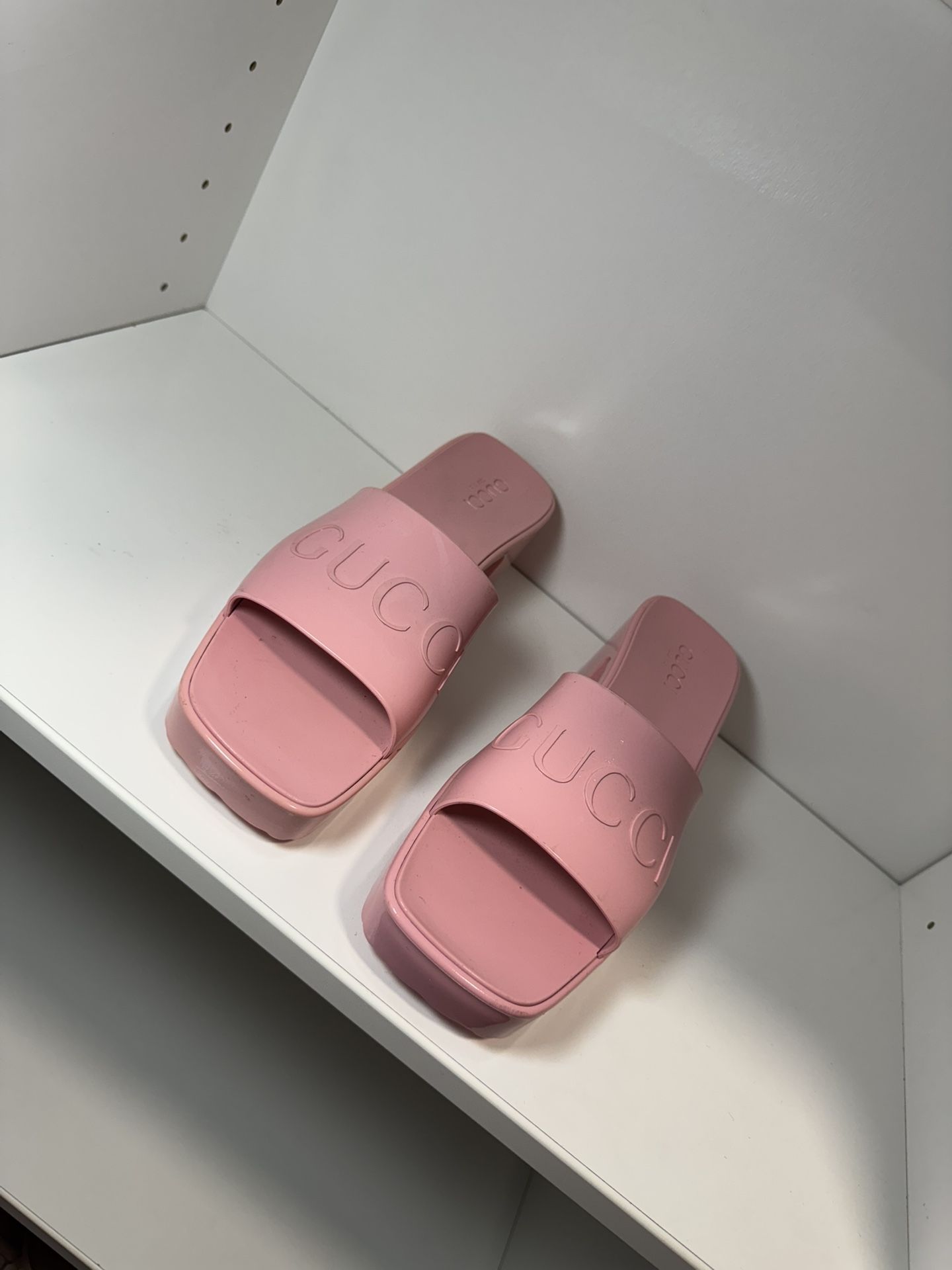 Gucci Soft Pink Block Sandals - Size 11