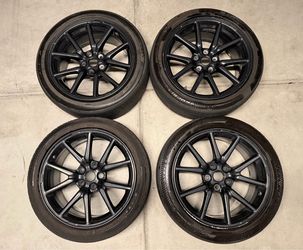 Black Tesla Model 3 Wheels