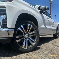 22x9 6x139 GMC RINES Y LLANTAS 305/40/22 Aplus HT