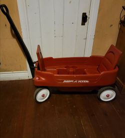Radio Flyer Pathfinder 2 In 1 Wagon Folding Seats