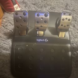 Logitech G29 Racing Steering Wheel Pedals And Gear Shift 