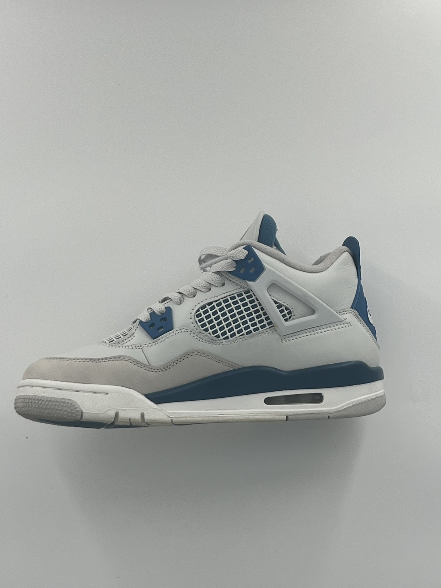 Jordan 4 “Military Blue”