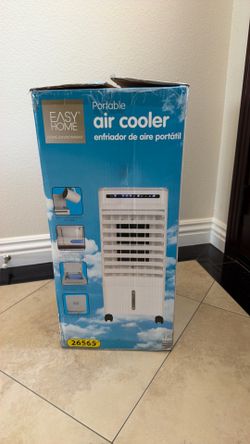 Air portable cooler brand new  3 speed setting with remote