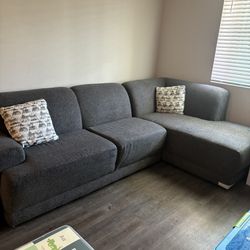 Couch Sectional / Grey / Gray