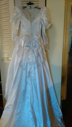 Wedding dress