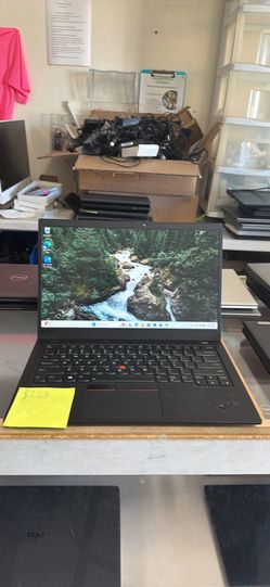 Lenovo Thinkpad X1 Carbon 16GB RAM 256GB SSD Core i7 windows 11 Pro