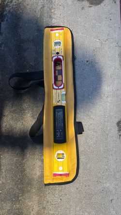 Stabila Electronic Level 24" with Carry Bag