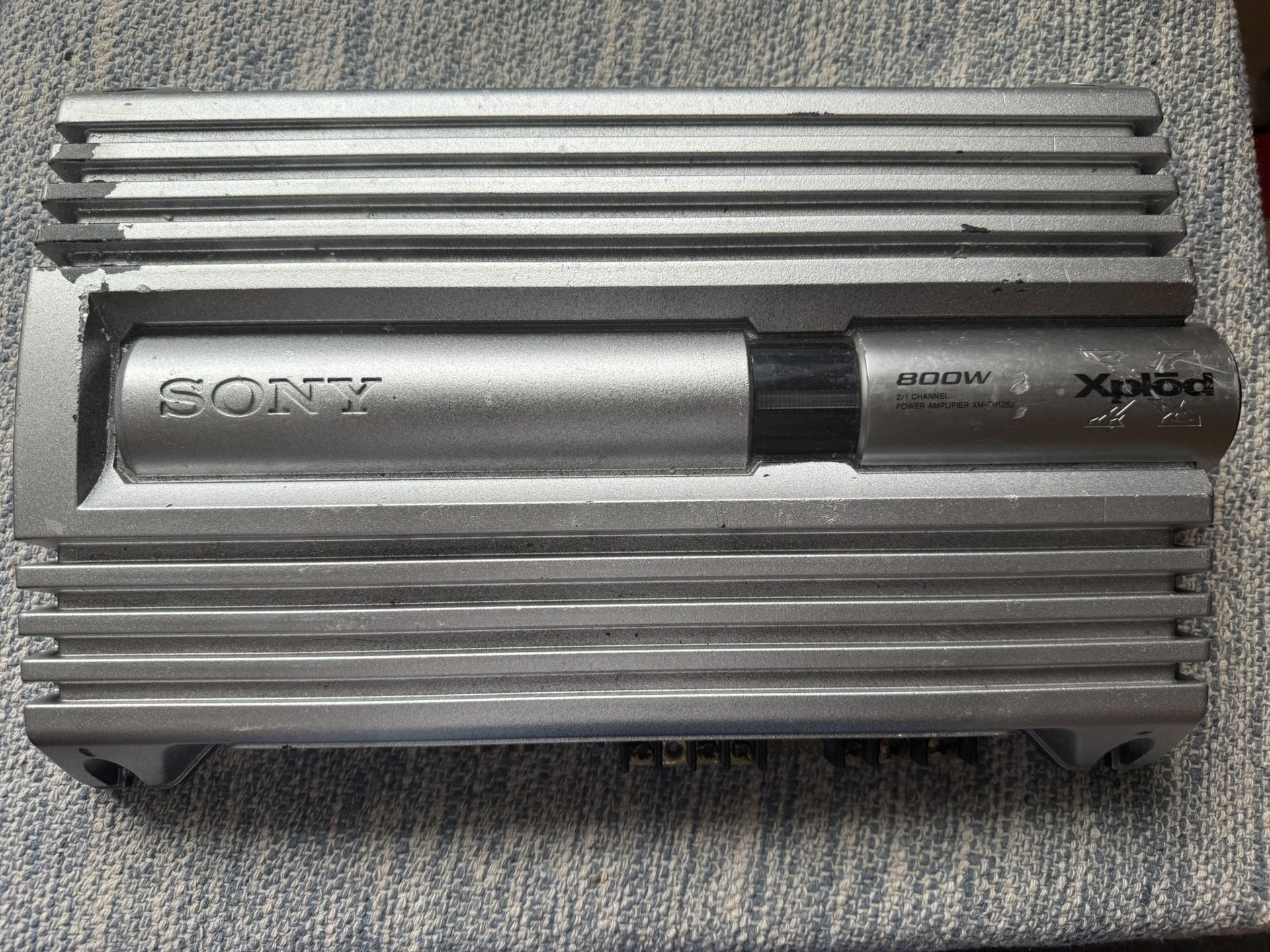 AMPLIFIER