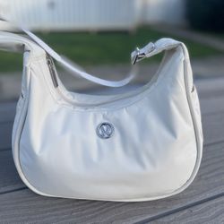 Lululemon White shoulder Bag 