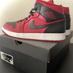 Size 12.5 - Jordan 1 Mid Reverse Bred