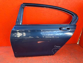 2016 - 2022 BMW 7 SERIES 740 LEFT DRIVER SIDE REAR DOOR SHELL PANEL OEM