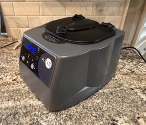 Drucker Diagnostics Centrifuge