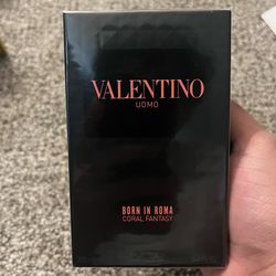 Valentino Born In Roma Coral Fantasy