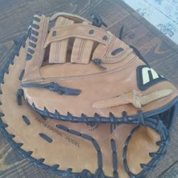 Mizuno First Baseman Mitt