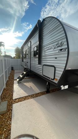 Silver Lake LE Travel Trailer