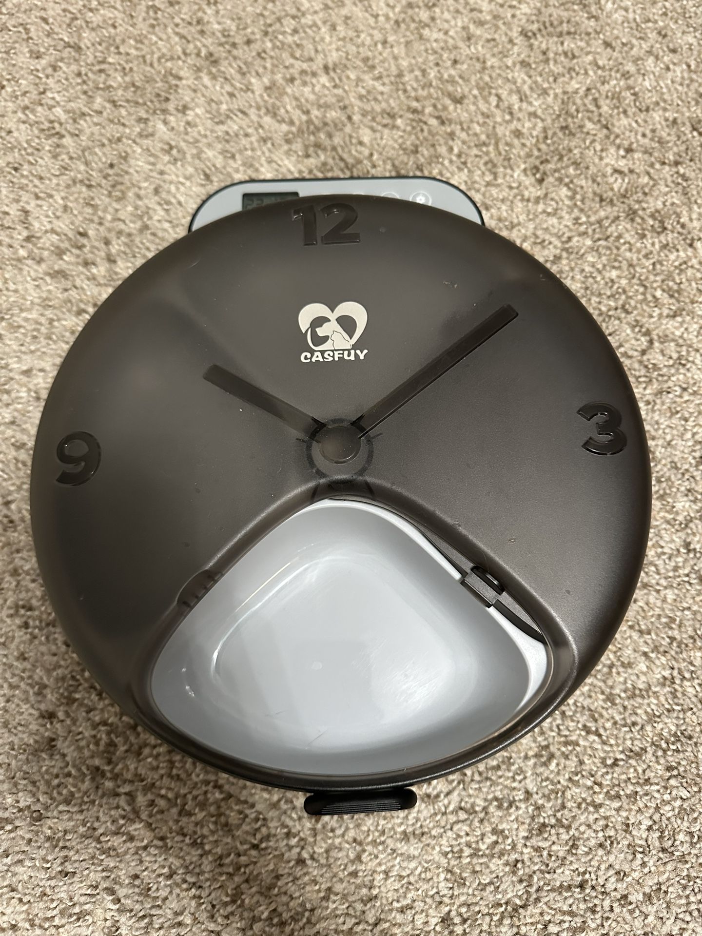 Casfuy Battery-Operated Automatic Cat Feeder - Whisker Friendly Food Dispenser
