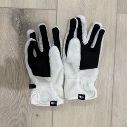 Women white and black winter gloves