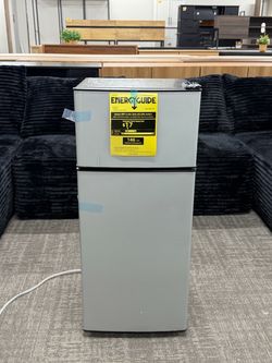 2.8 Cu.ft Mini Refrigerators Mini Fridges with Freezer Double Door for Room, Apartment. Dimensions:15"D x 15"W x 35.5"H 💰90$