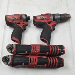 Milwaukee 4-Tool Repair Kit Turns On But Makes Noise